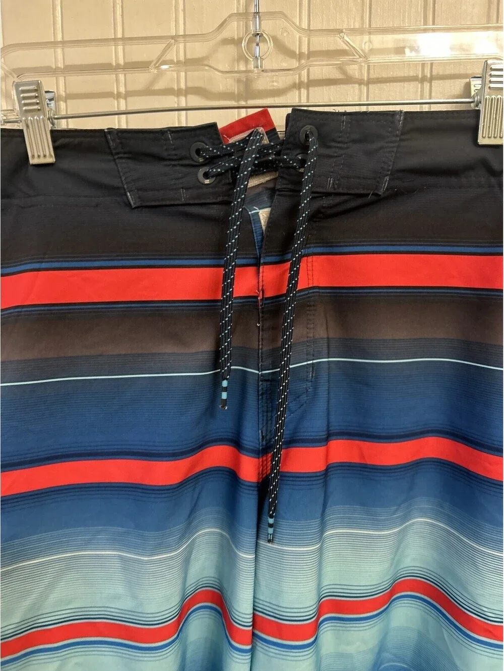 Billabong Swim Trunks Men's Size Large Red Blue Striped Surf Board Shorts A4P6